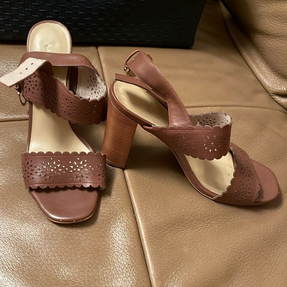 Kate spade 9.5 heels brown